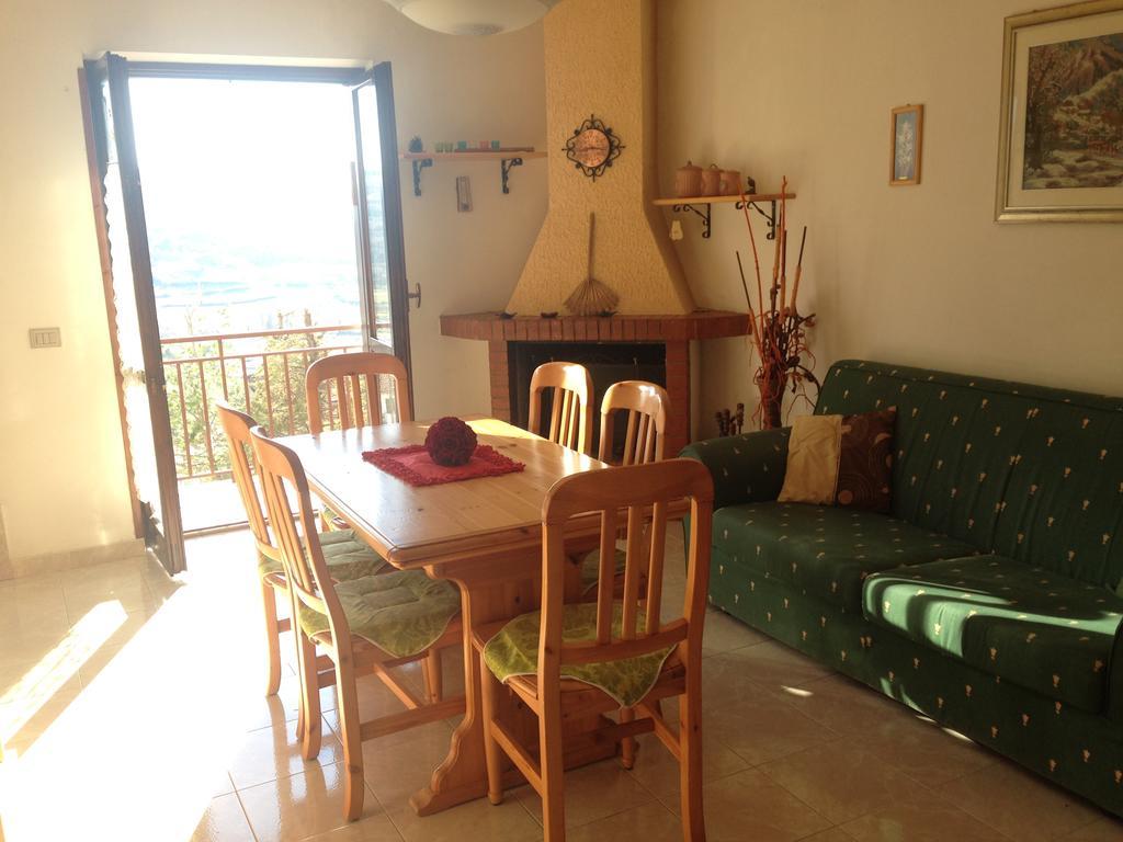Sangro Apartment カステル・ディ・サングロ エクステリア 写真